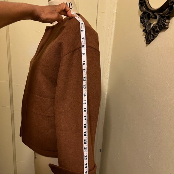 Double faced crop Jacket by House of Harlow 1960. Brown wool blend. Hip & sporty - Picture 6 of 11